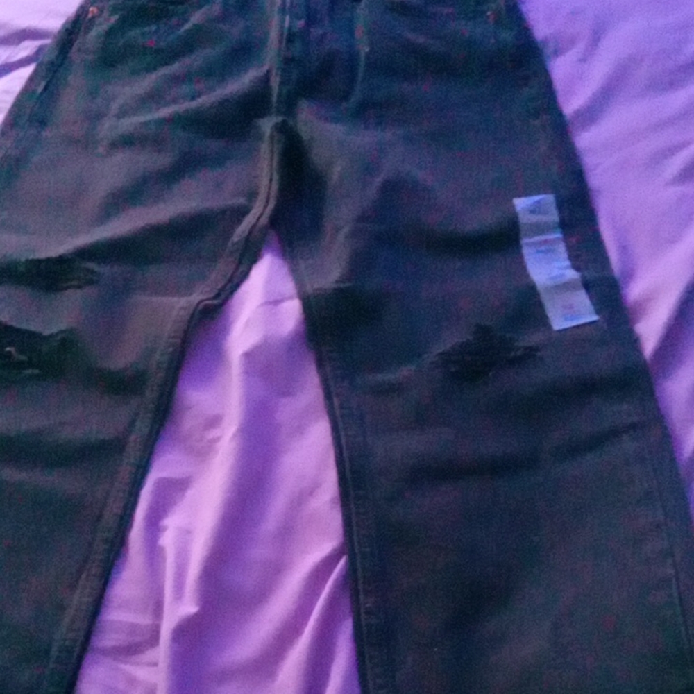 Stylish Black Distressed Jeans